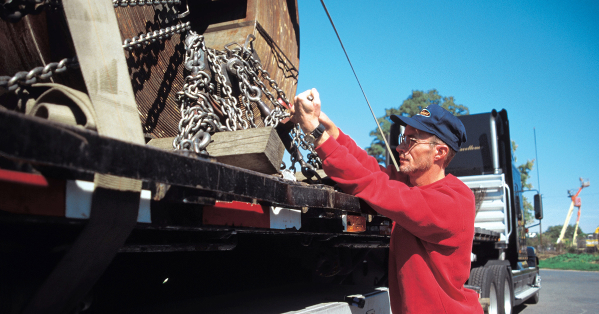 Hugging Freight Freight Hauling Services - Heavy, Flatbed & Van Freight Transport ...