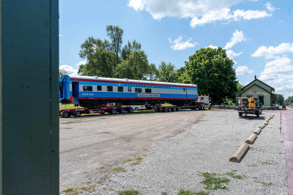 buchanan-hauling-and-rigging-pufferbelly-train-car