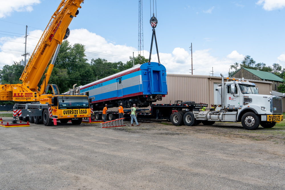 buchanan-hauling-and-rigging-pufferbelly-train-car